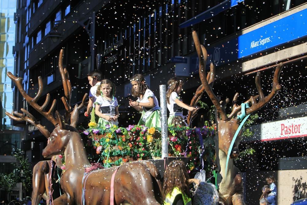 La Batalla de las Flores volvió a repetirse en la ciudad del Miño dos años después