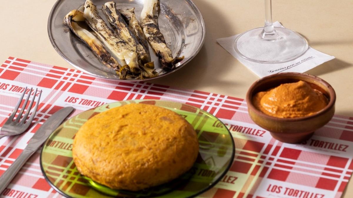 Tortilla de 'calçots' del restaurante Los Tortíllez.