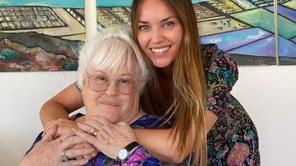 Helen Lindes, su emotiva y preciosa carta de despedida a su madre tras su fallecimiento