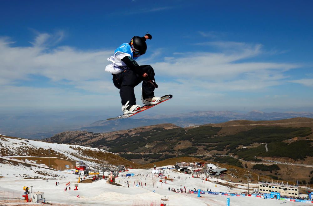 Las imágenes más impresionantes del Mundial de Snowboard de Sierra Nevada