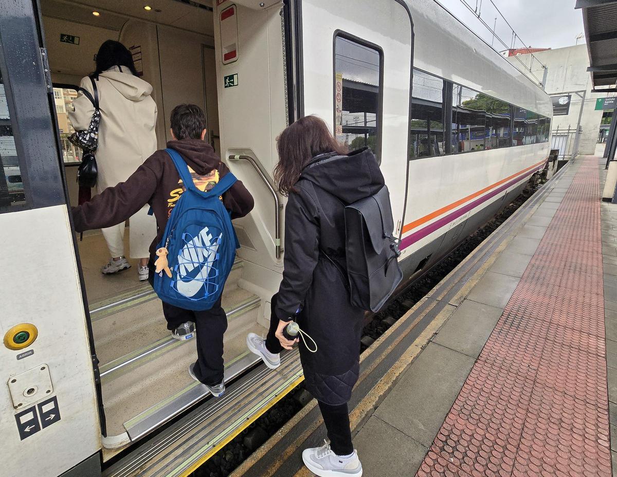 Los trenes vuelven a la estación de Guixar: Vigo recupera su segunda estación de tren Los trenes vuelven a la estación de Guixar: Vigo recupera su segunda estación de tren