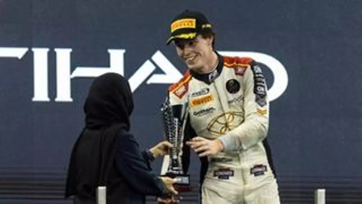 Doble podio valenciano en el GP de Abu Dabi