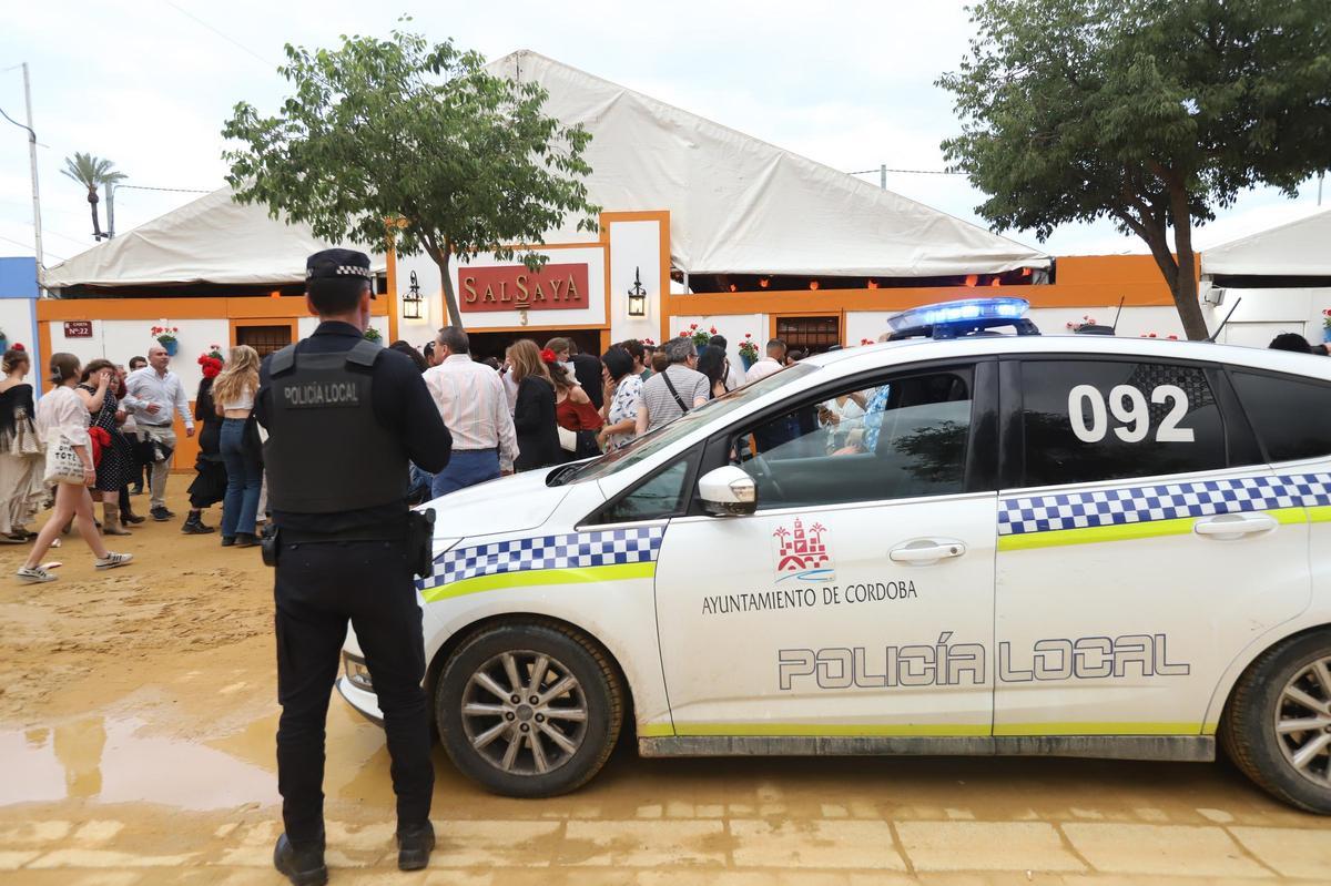 Policia Local en la Feria de Córdoba.