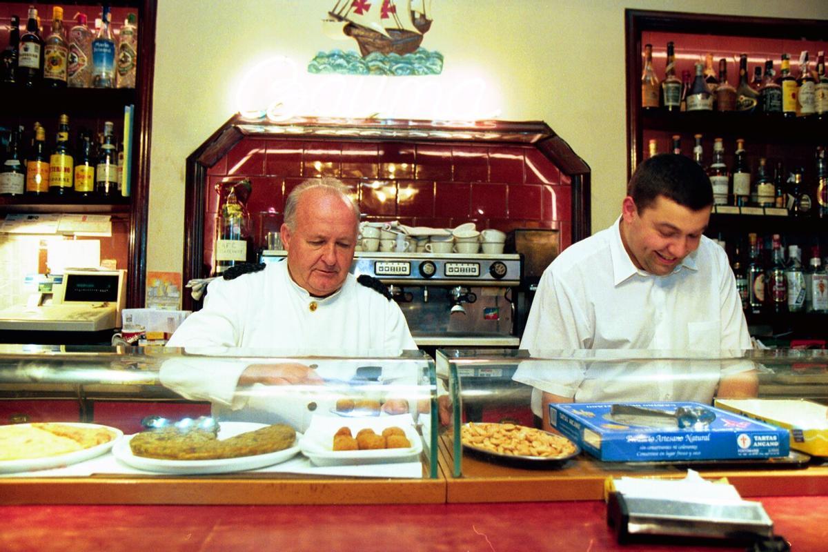 BARCELONA 5/4/ 2000 MAS DOMINGO BAR BAUMA FOTO LAURA GUERRERO NEG 209998 ECONOMIA COMERCIO BARES BAUMA