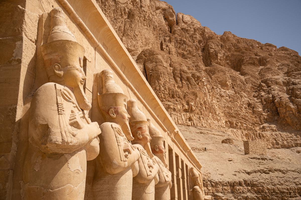 El templo de la reina Hatshepsut en Luxor