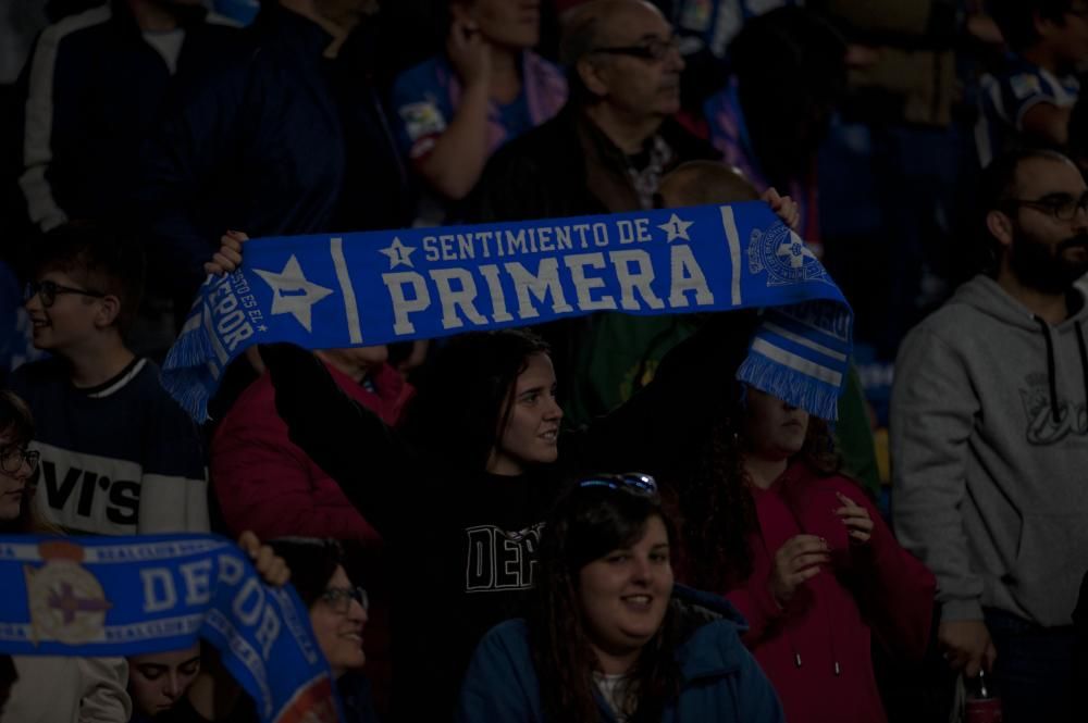 La afición del Dépor llena Riazor ante el Mallorca