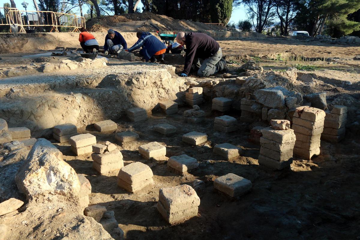 Les restes de l'antiga vil·la romana del Collet de Sant Antoni de Calonge