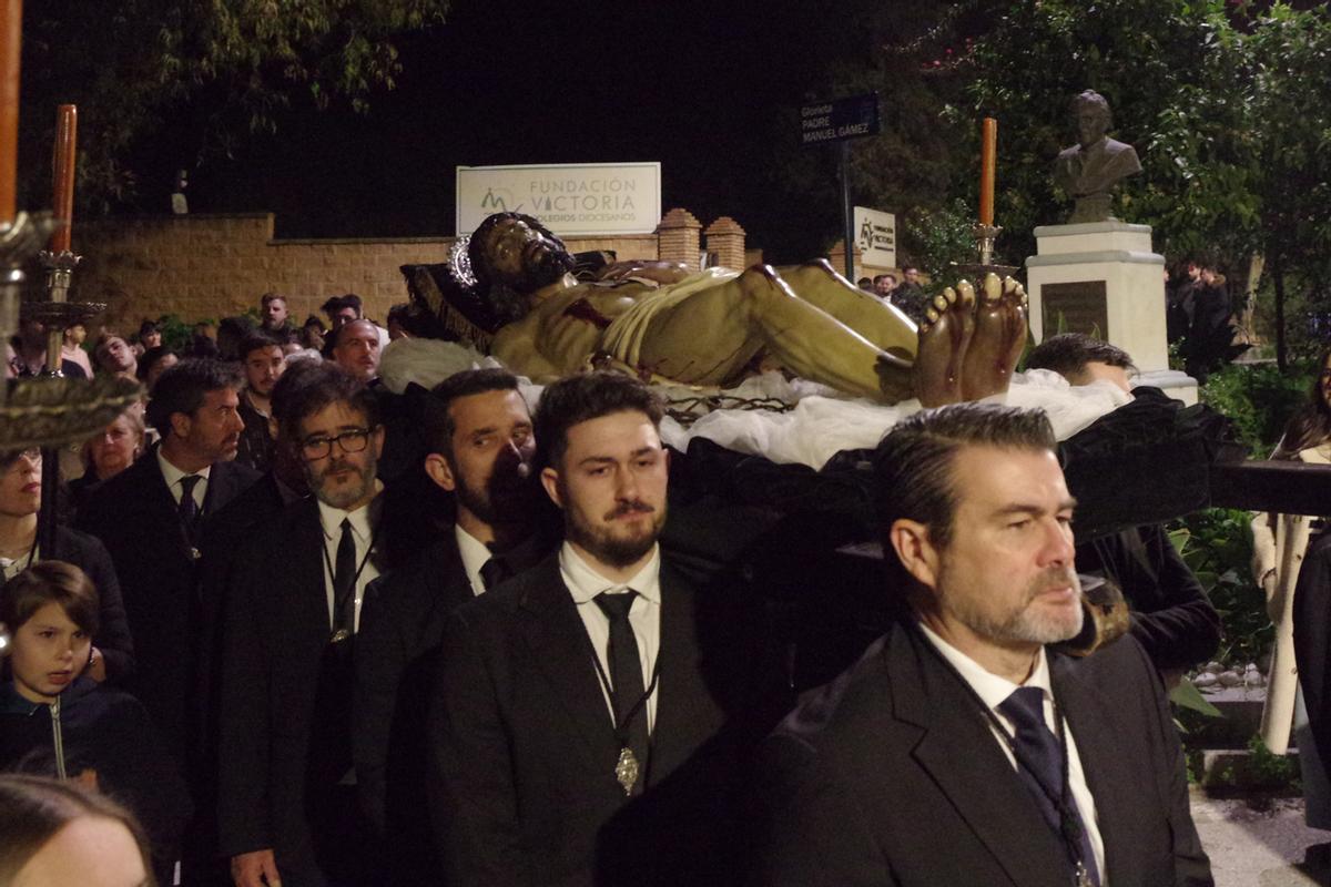 Traslado del Yacente a la Ermita del Monte Calvario