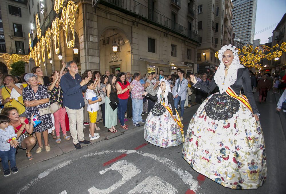 El pregón de las Hogueras 2019 da la bienvenida al Fuego a la ciudad de Alicante