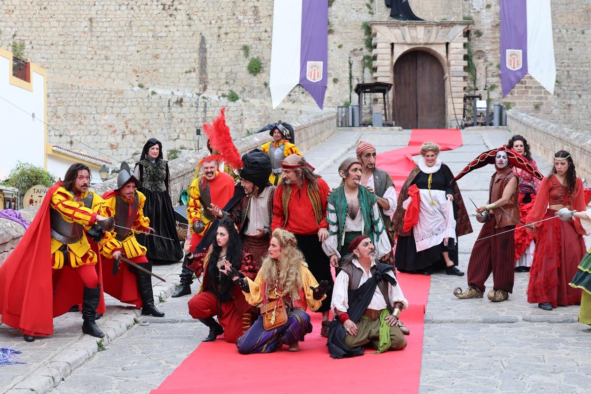 Todas las imágenes de la inauguración de la feria Eivissa Medieval