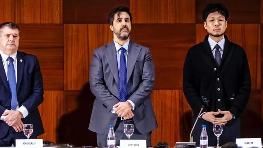 Los máximos representantes del Valencia CF actual, en la última Junta de accionistas