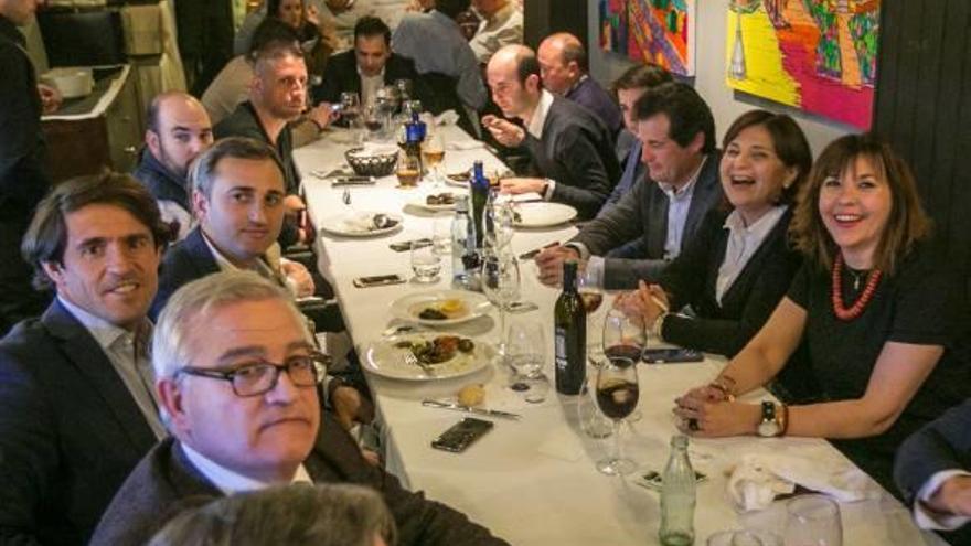 El encuentro del PP que se celebró ayer en Elche.