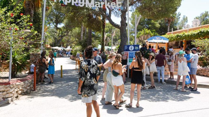 Santa Eulària buscará otro espacio para el mercadillo de Punta Arabí si no hay acuerdo