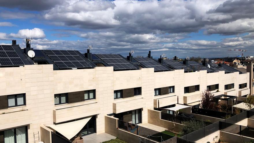 Iberdrola ya tiene conectadas a 4.000 instalaciones de autoconsumo solar en Castellón