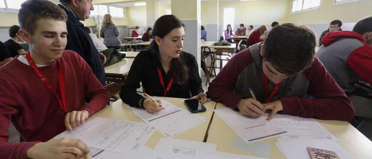 Los nuevos másteres en Asturias: Física avanzada, Traducción y Economía sectorial