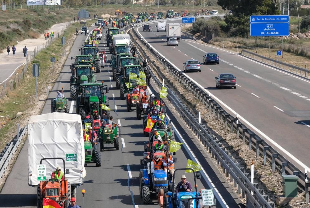 Tractorada en defensa del campo alicantino