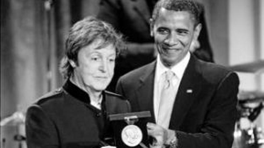 McCartney canta ´Michelle´ a la esposa de Obama