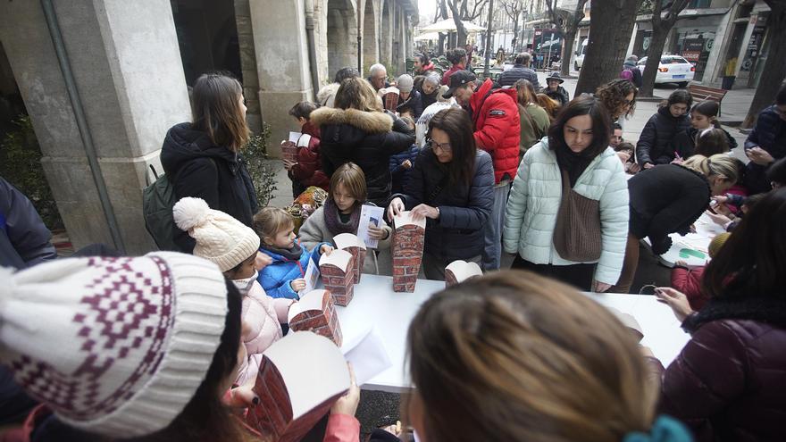 Les millors imatges del taller de Fanalets a la Rambla de Girona