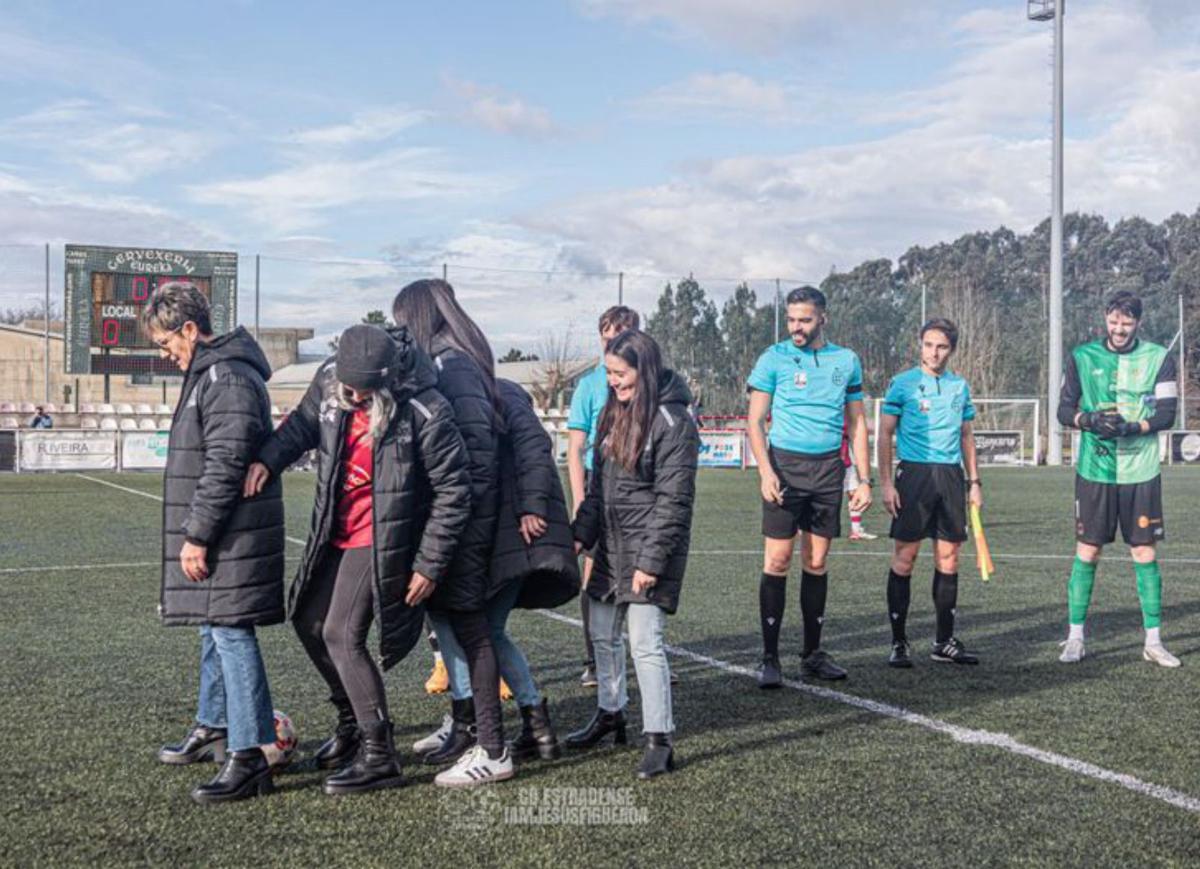Saque de las directivas del Estradense. | J. Figueroa
