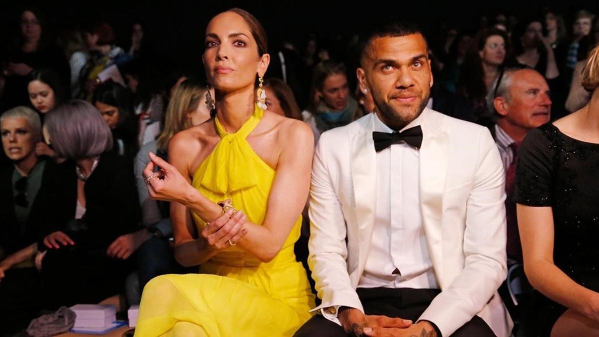 Dani Alves, durante el desfile de Rosa Clara