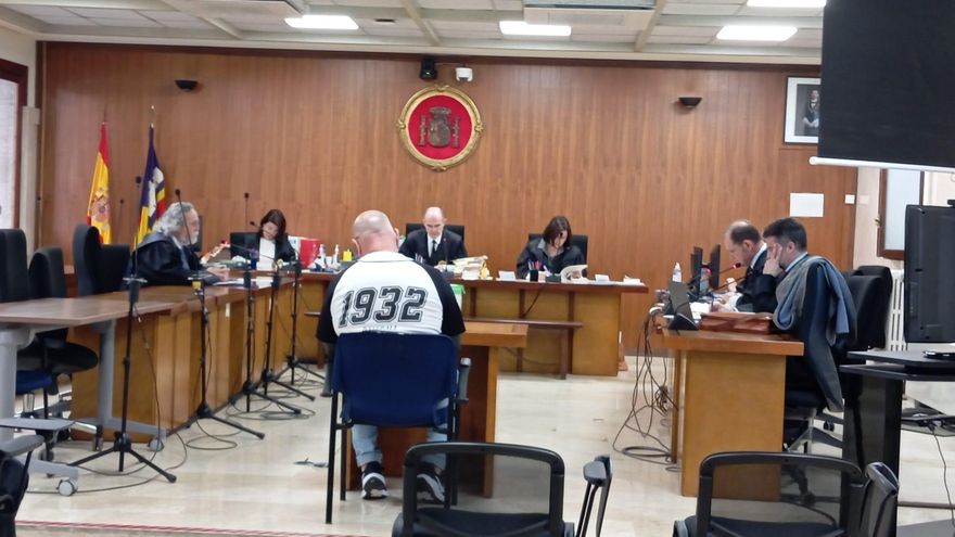 Condenado por robar 120.000 euros y relojes de lujo en una casa en Andratx