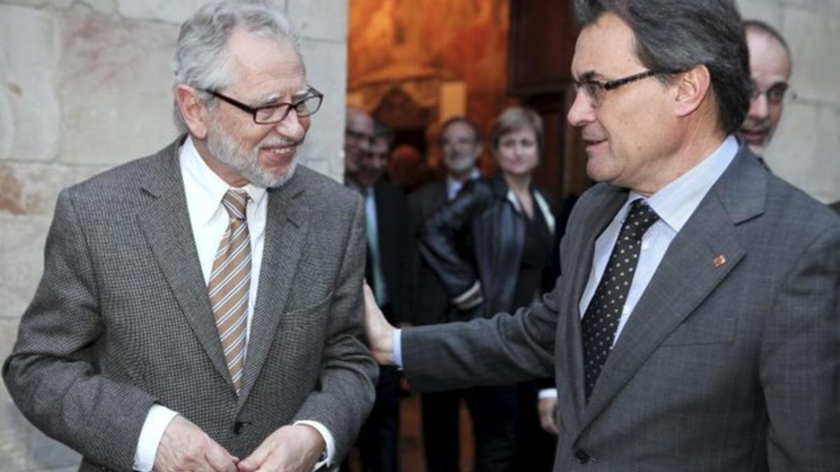 El presidente del Consejo Asesor, Carles Viver i Pi-Sunyer, con el 'president', Artur Mas.