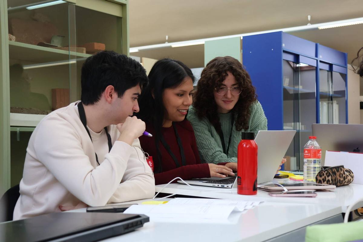 El Campus Viriato acoge el Hackathon HerTechVenture