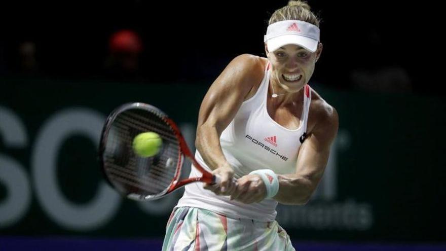 Kerber acaricia las semifinales y Keys sigue a flote en Singapur