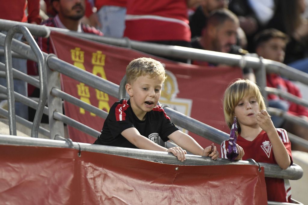 Las mejores imágenes del partido entre el Real Murcia y el Antequera