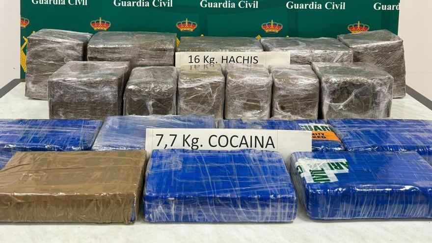 La Guardia Civil desmantela una banda que introducía paquetes con droga en Mallorca