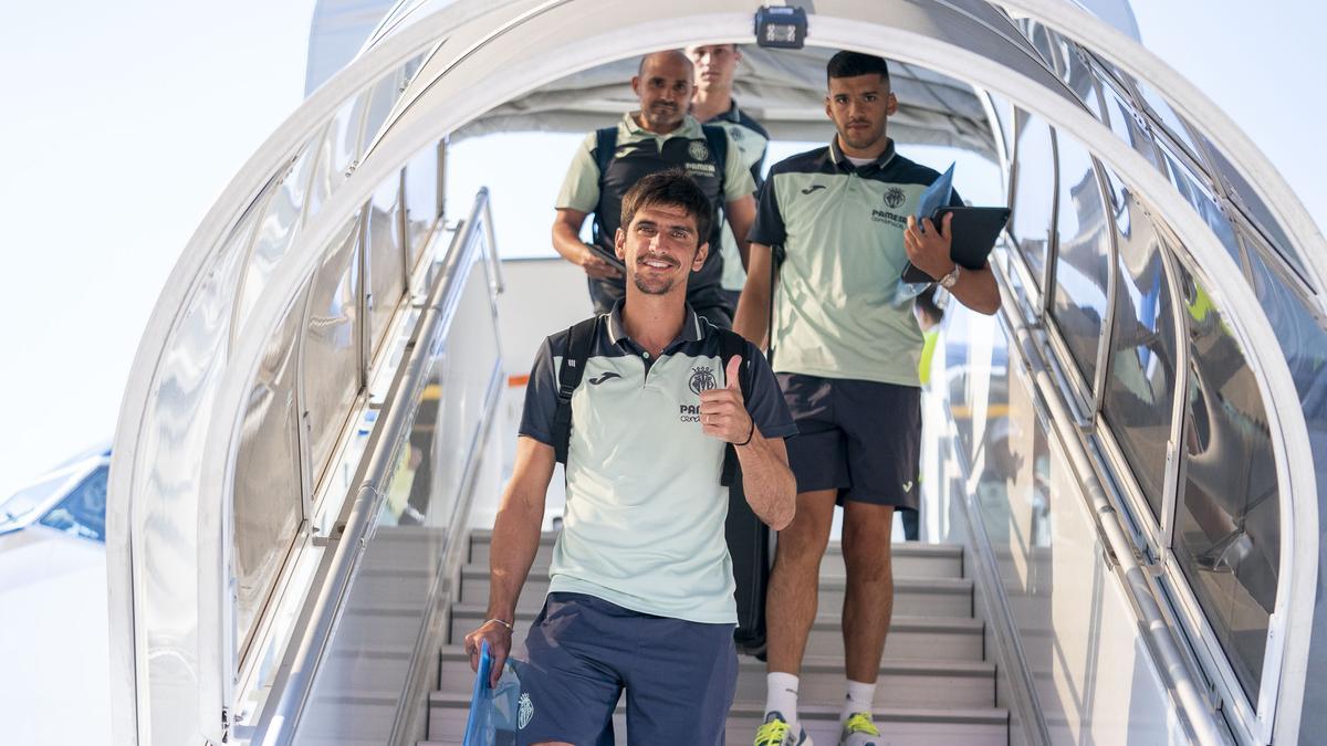 Gerard Moreno, junto a Rulli, durante la pretemporada.