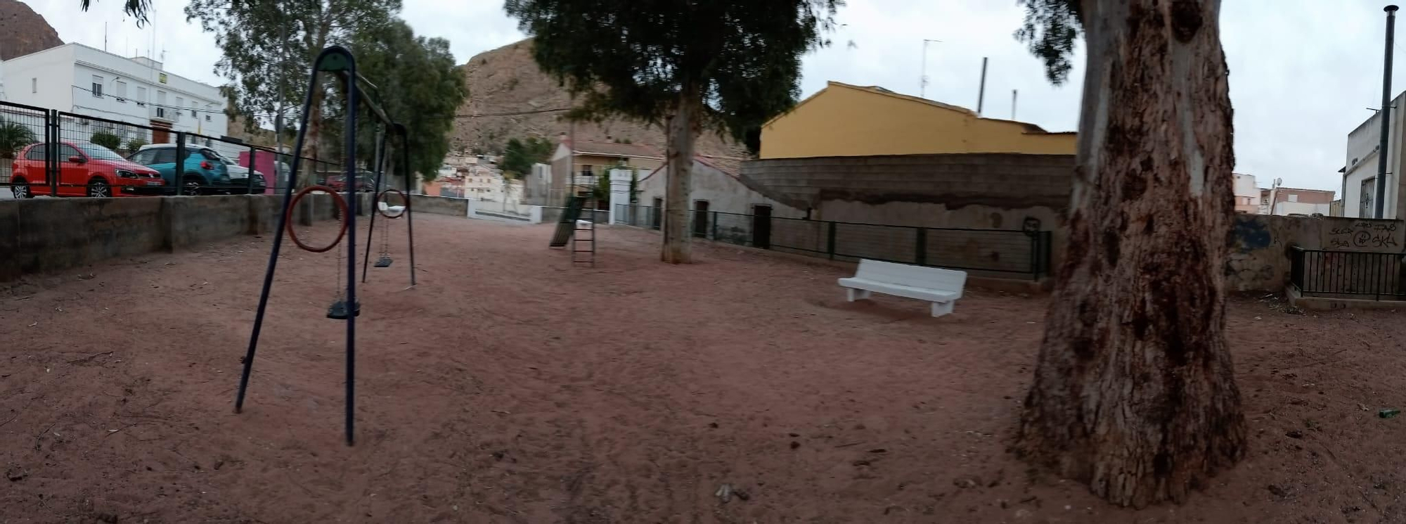 Deficiencias en parques infatiles y zonas de juego de Orihuela