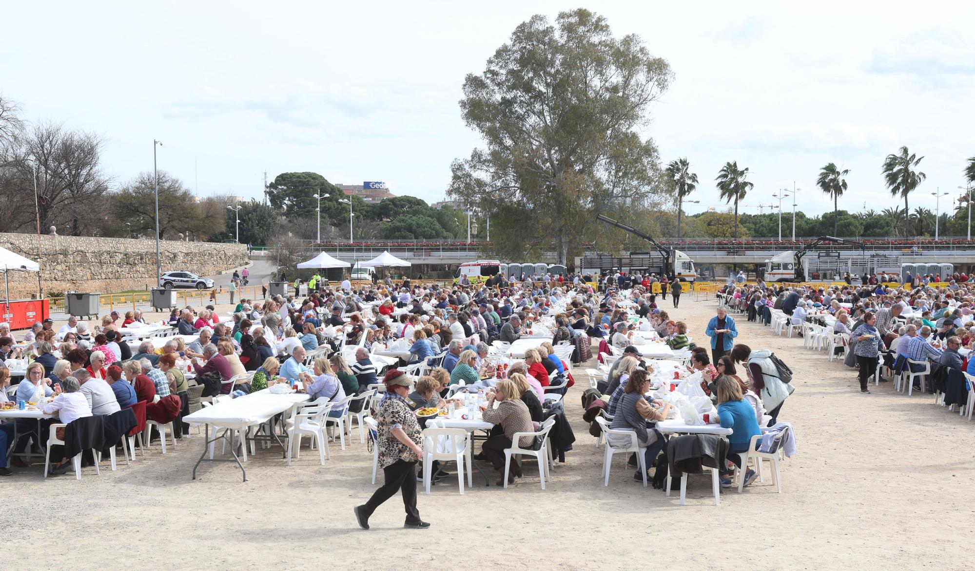 Paellas organizadas por la concejalía de atención a personas mayores del Ayuntamiento de València