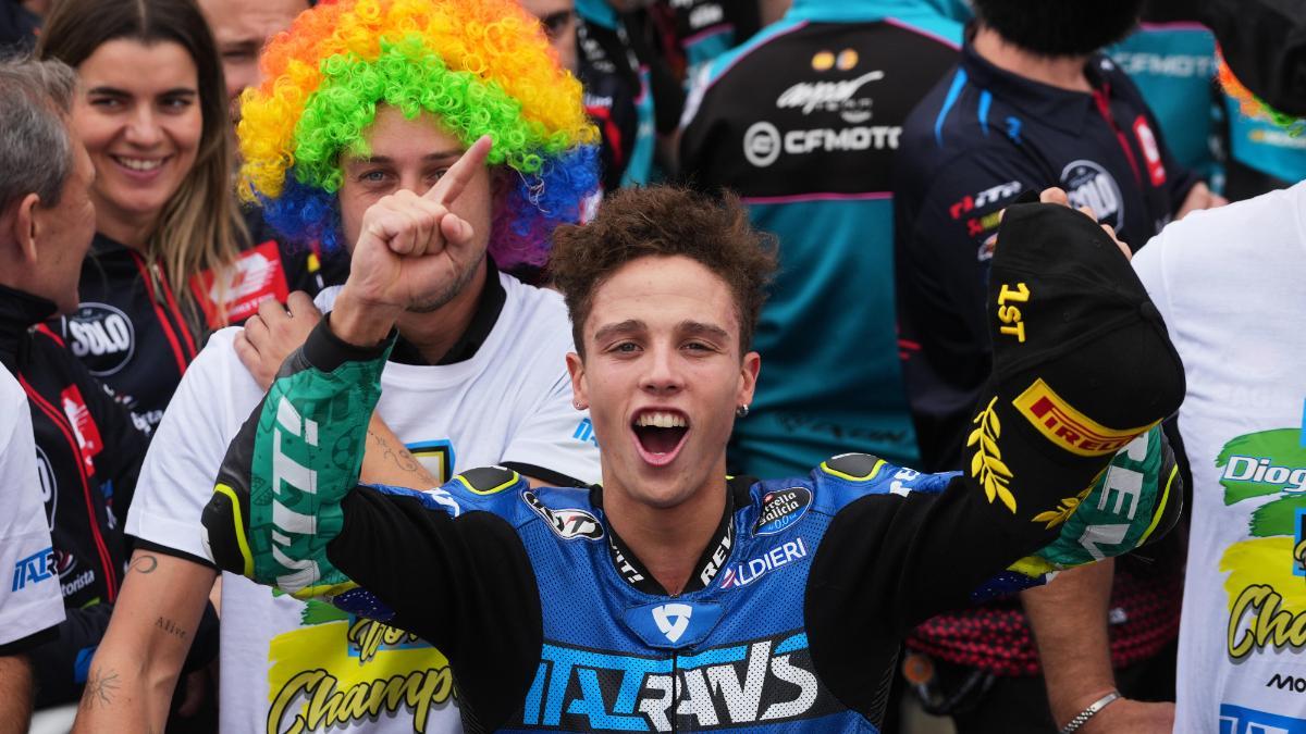 Diogo Moreira celebra su título mundial