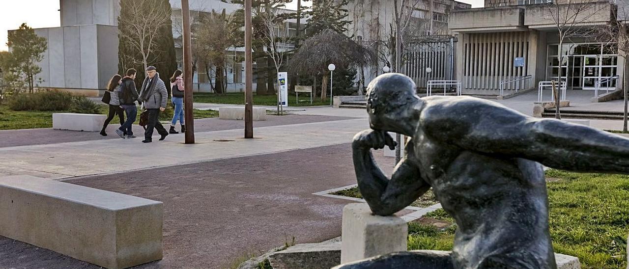 Facultad de Filosofía y Letras de la UIB.