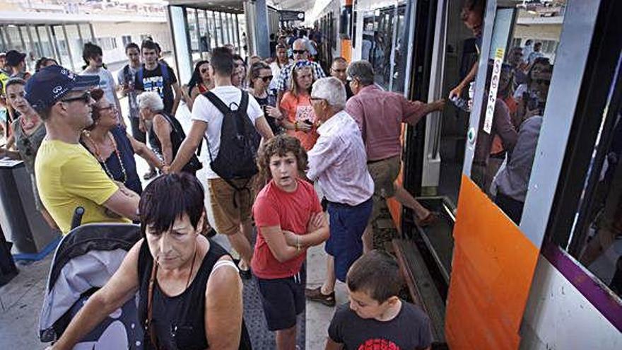 La vaga de Renfe passada va cancel·lar més d&#039;una vintena de combois.