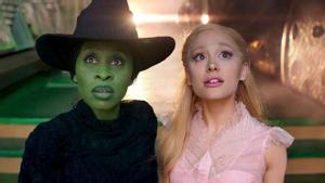 Cynthia Erivo y Ariana Grande en la película Wicked