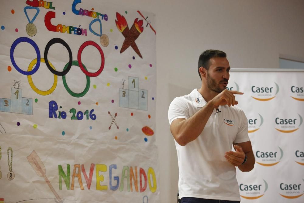 Encuentro del medallista olímpico, Saúl Craviotto, con alumnos del Colegio La Asunción