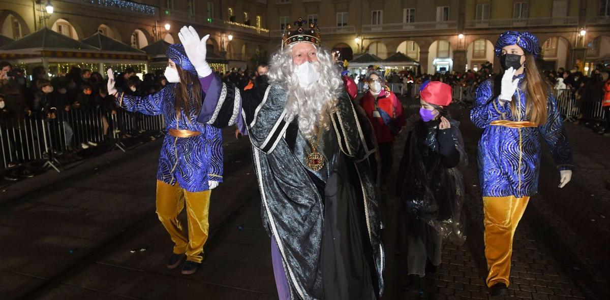 O rei Melchor na Cabalgata do ano pasado. | // CARLOS PARDELLAS