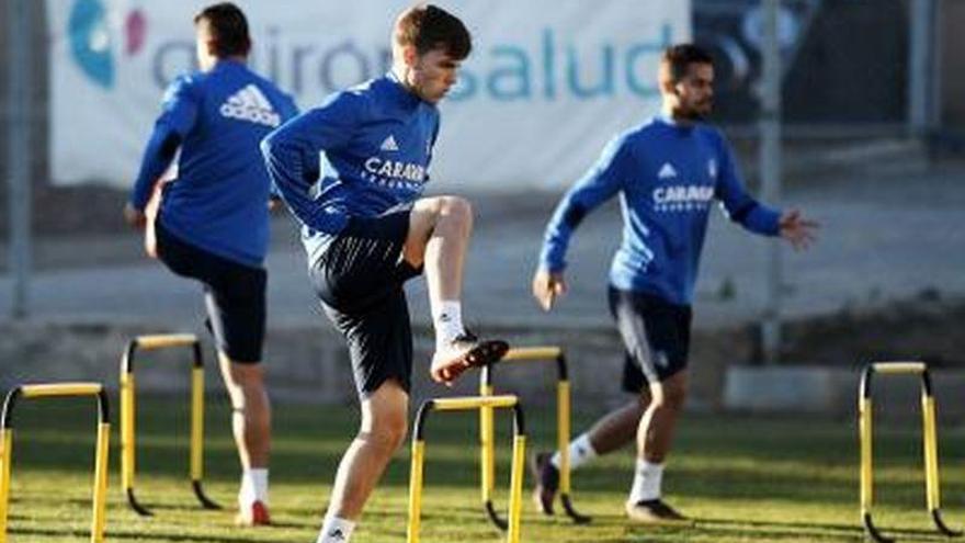 Mikel González y Buff regresan al entrenamiento con el grupo - El Periódico  de Aragón