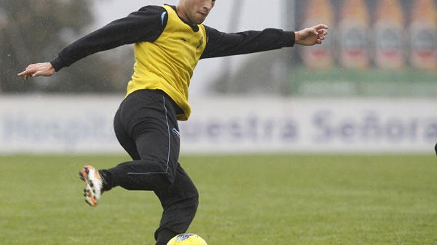 Hugo Mallo, durante una sesión de entrenamiento en A Madroa.