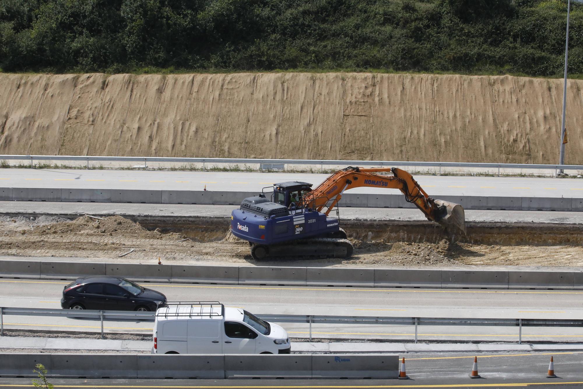 En imágenes: Nuevas caravanas en la "Y" por las obras del tercer carril