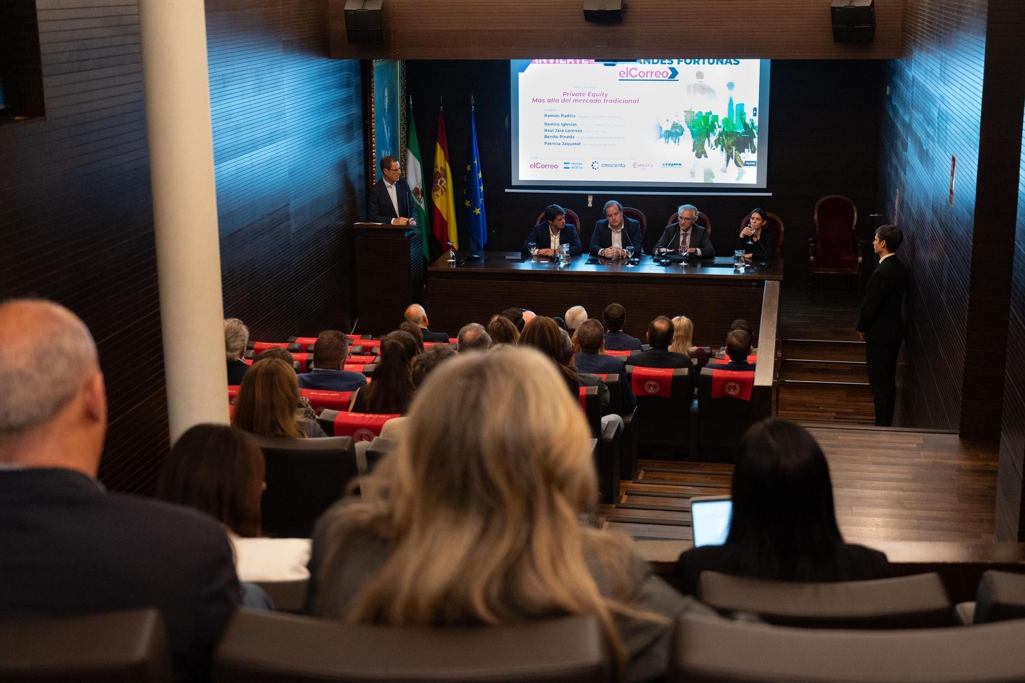 El acto ha estado moderado por Ramón Padilla, delegado de EFPA Andalucía