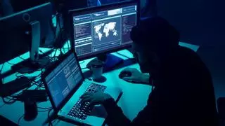 La Guardia Civil desmantela una red de ciberdelincuentes con la detención de 25 personas en toda España