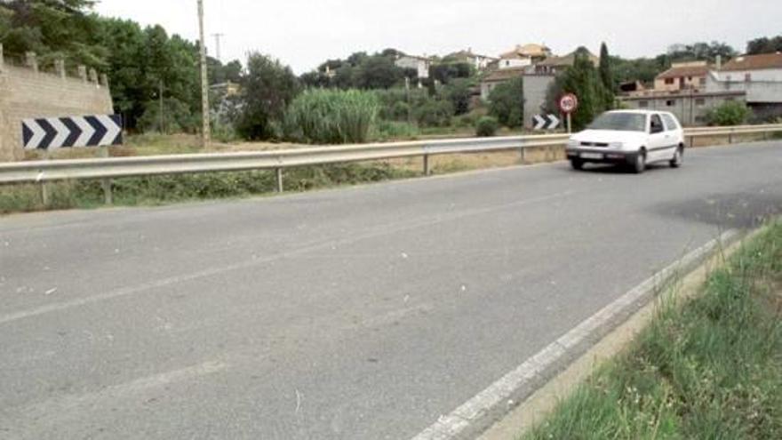 Un punt de la carretera GI-633 al seu pas per Sant Jordi Desvalls, foto d&#039;arxiu.