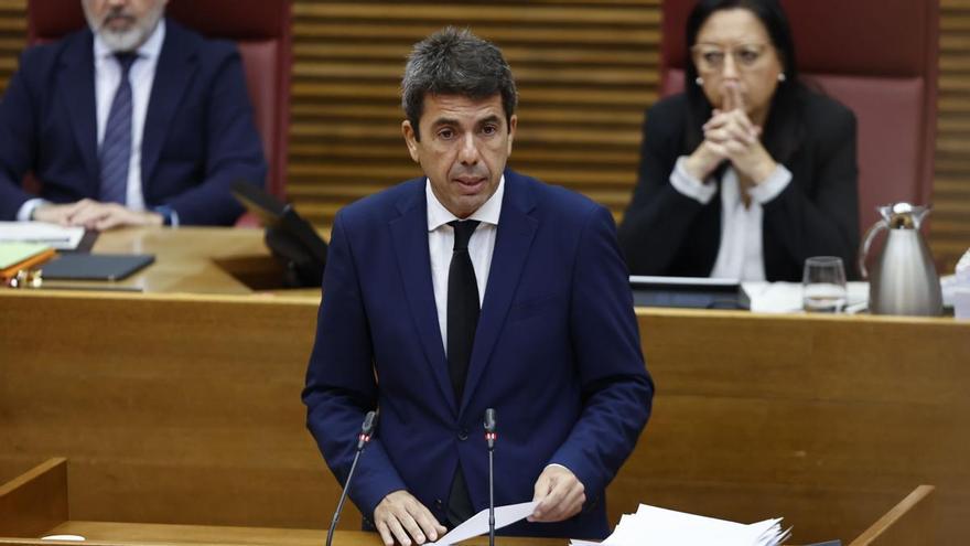Mazón reparte culpas y fía su futuro a la reconstrucción