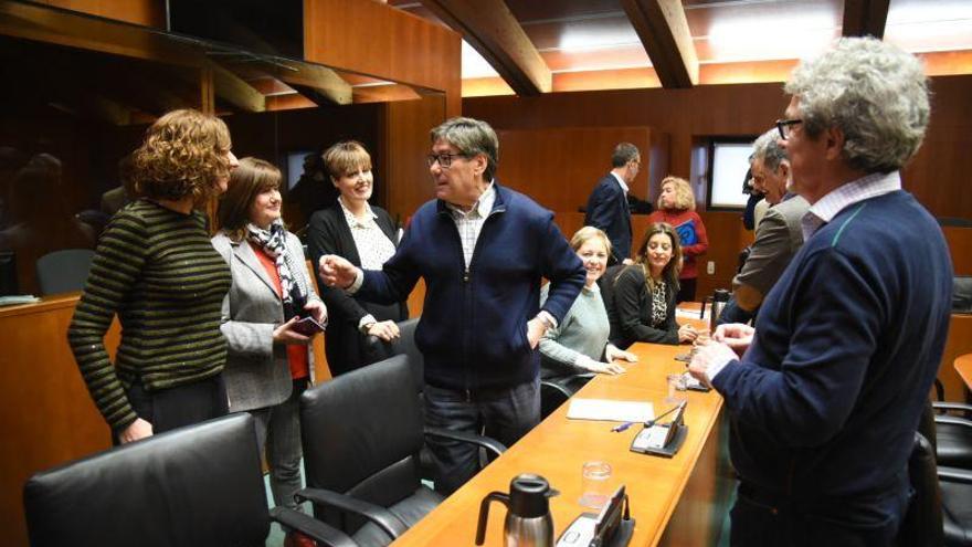 Aragón constituye una comisión para analizar la transición de la central de Andorra