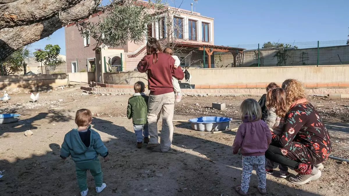 Madres de día: educar con otra mirada en Alicante