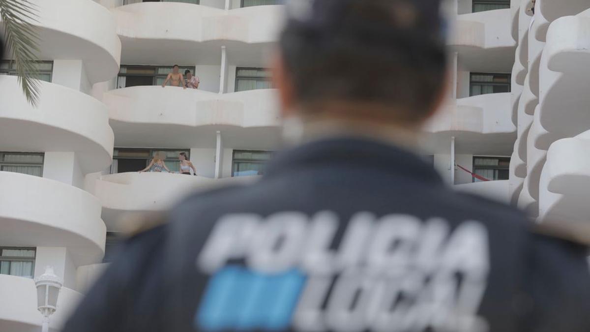 La jueza resuelve que los 181 estudiantes no contagiados pueden abandonar el hotel covid de Palma