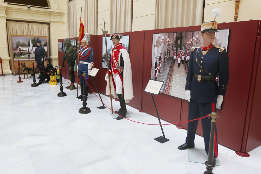 Imágenes de la Guardia Real en Málaga